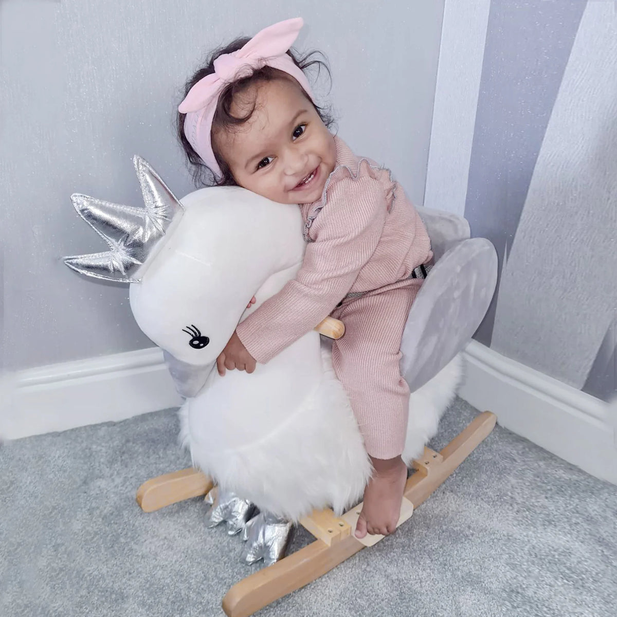 Plush Animal Rocking Chair Ride-on Toy for Toddlers with Music